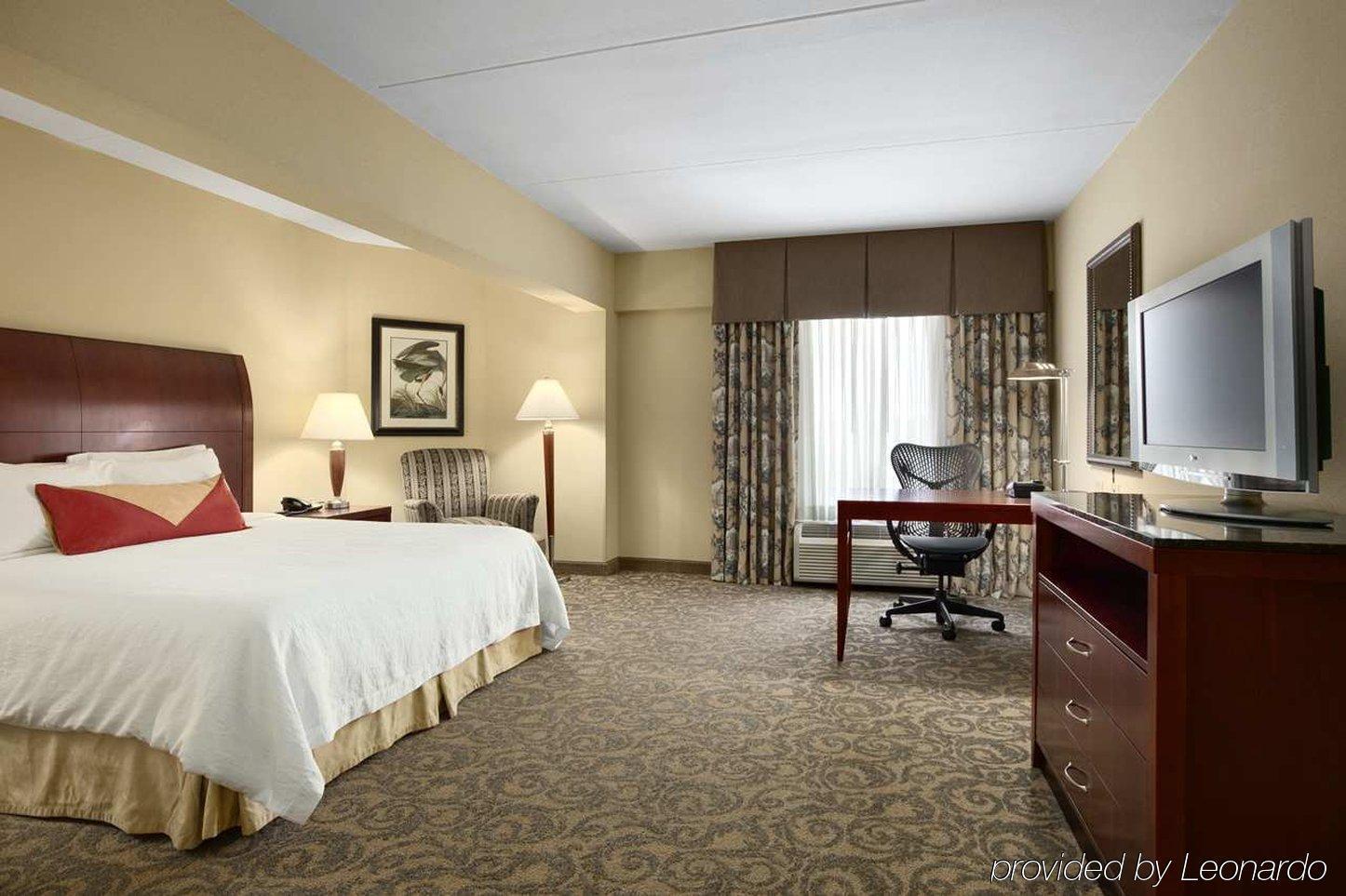 Hilton Garden Inn Champaign/ Urbana Room photo